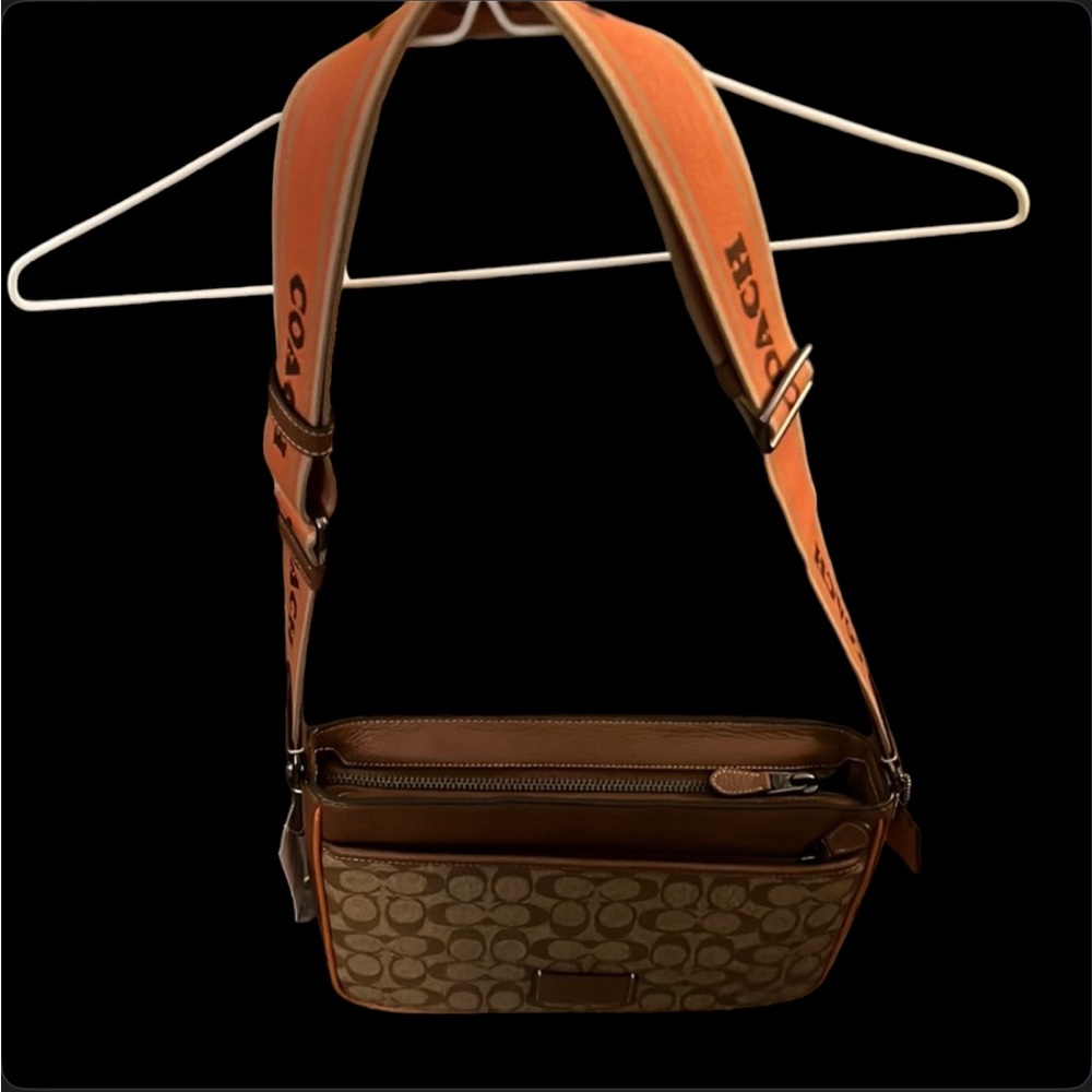 NWT Has tag unisex Coach Crossover bag great for traveling/anytime really.